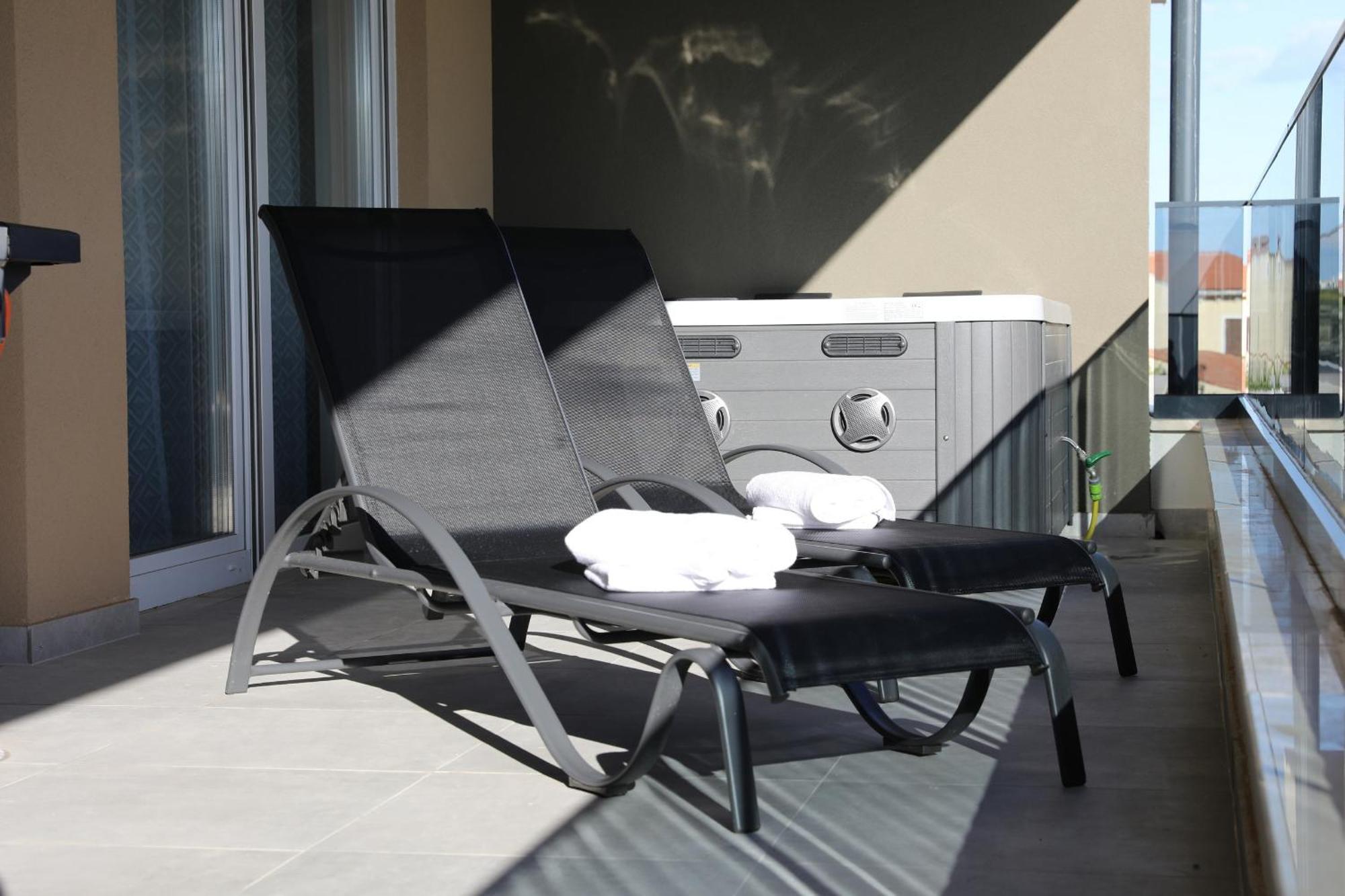 Apartment Relex With Pool & Jacuzzi Privlaka  Luaran gambar