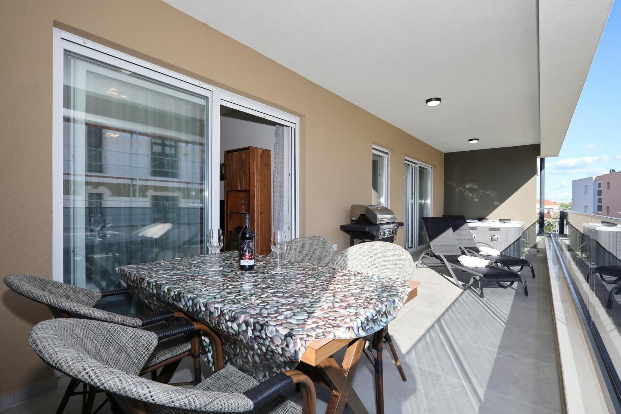 Apartment Relex With Pool & Jacuzzi Privlaka  Luaran gambar